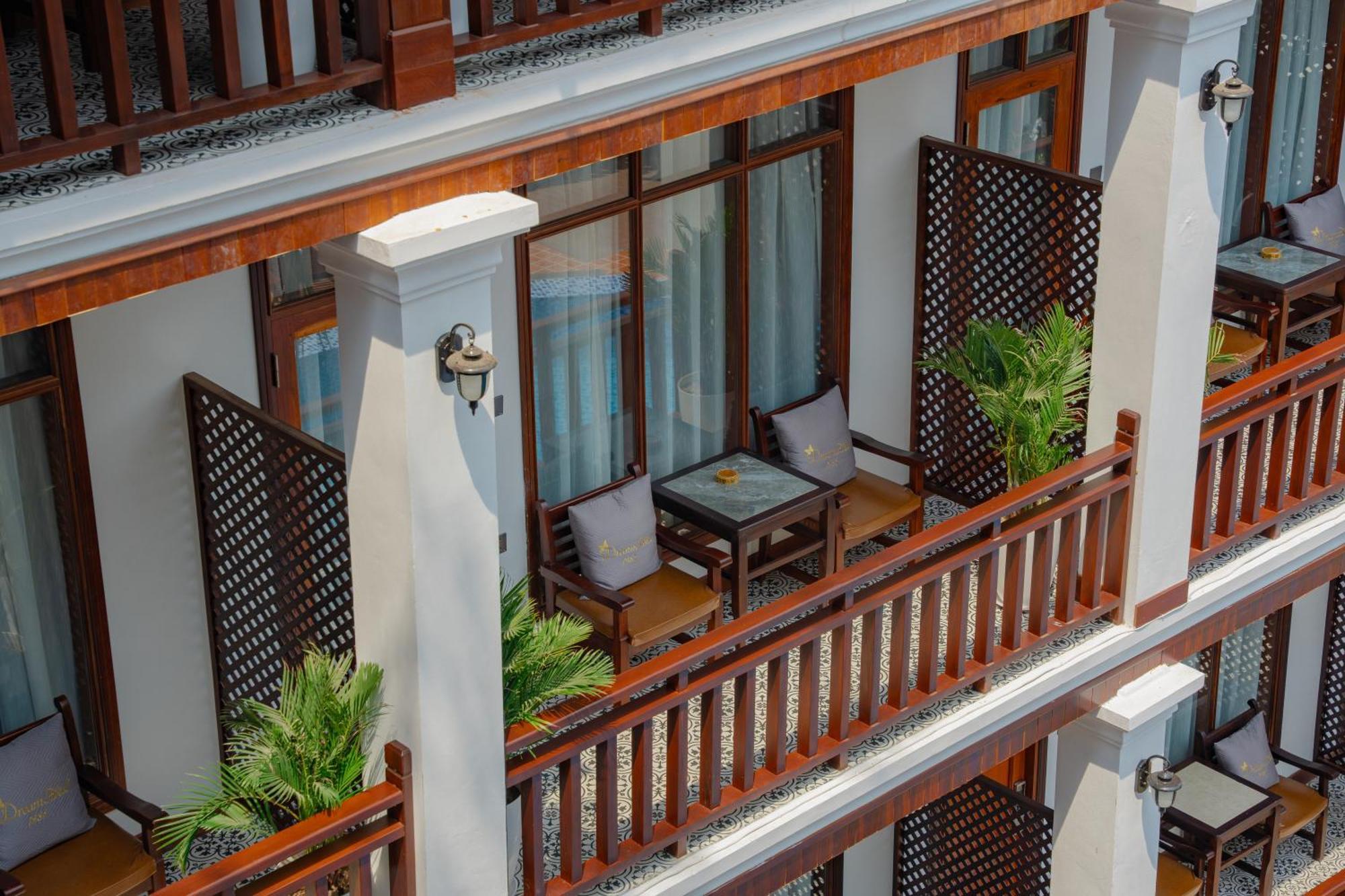 Dream1985 Hotel Luang Prabang Exterior foto
